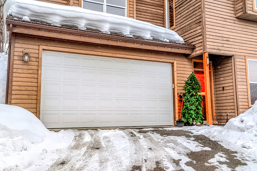 garage door in the winter