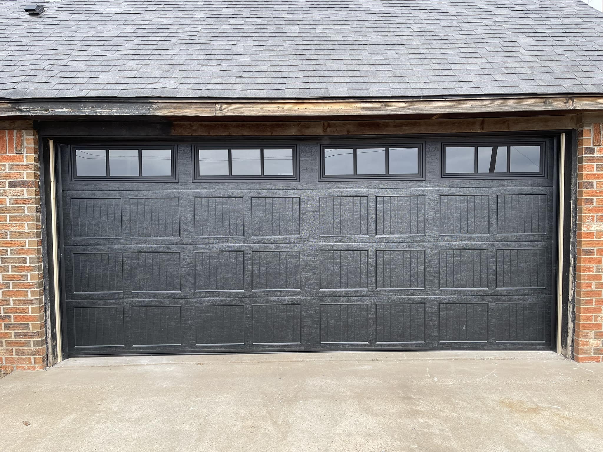 New garage doors in Amarillo, TX